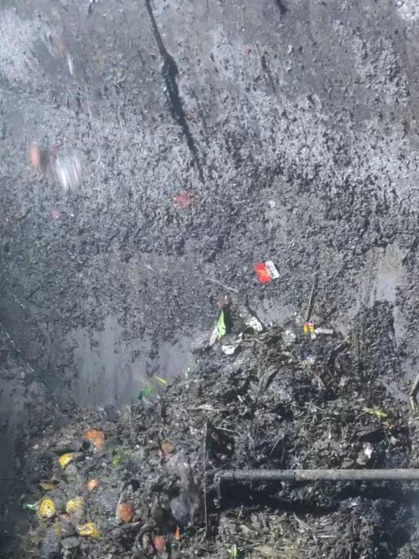 泉港污水池清理